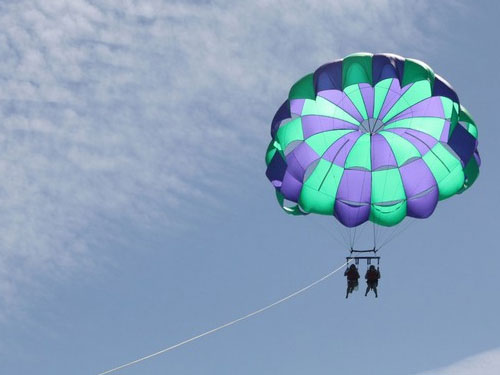 Lucayan Parasailing